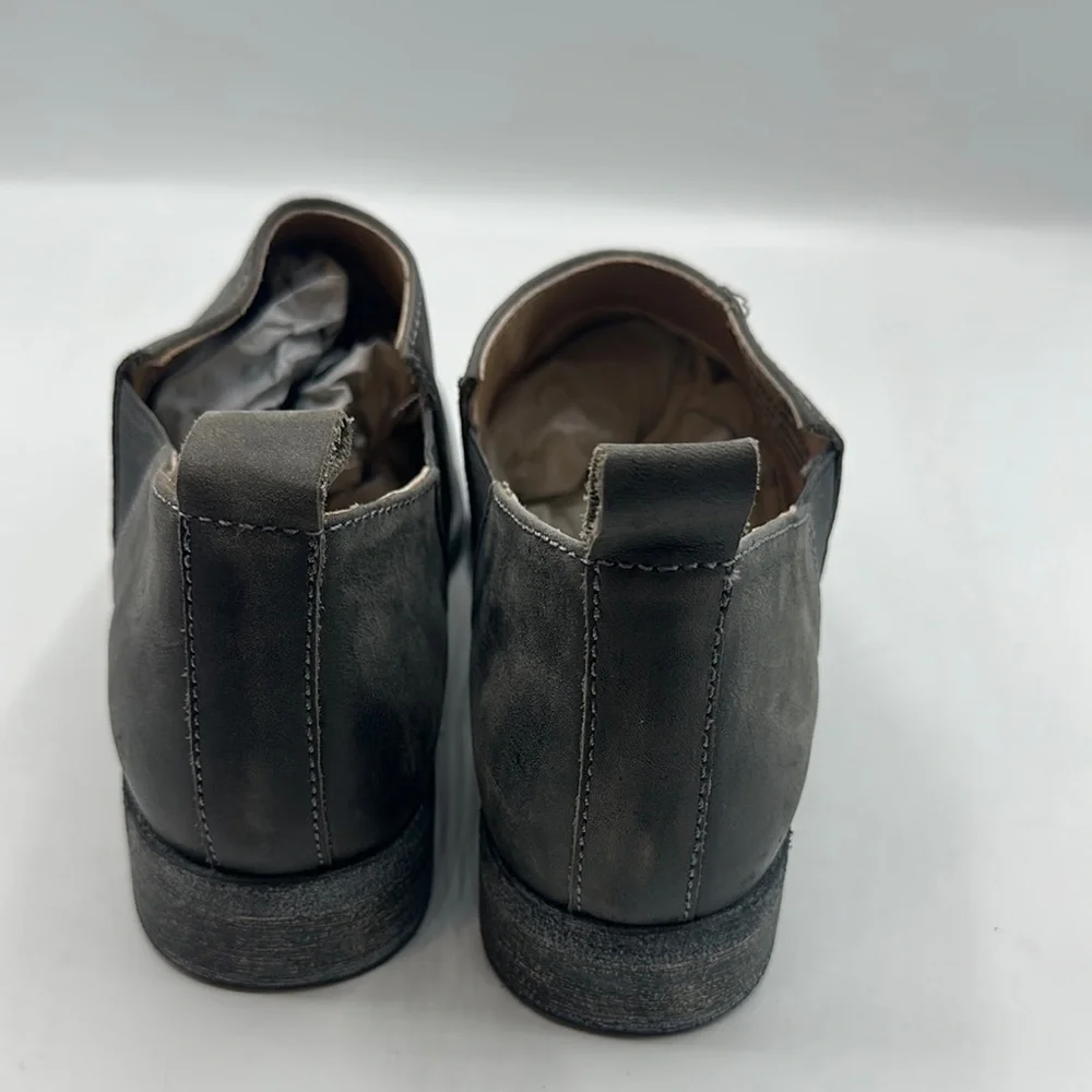 Free‎ People Sz 38 /US 7 1/2 Brixton Gray Leather Slip-On Shoes NEW